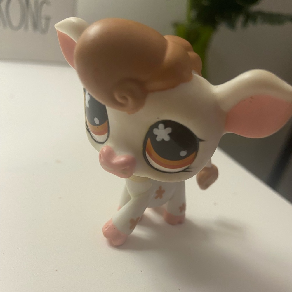 littlest pet shop cow